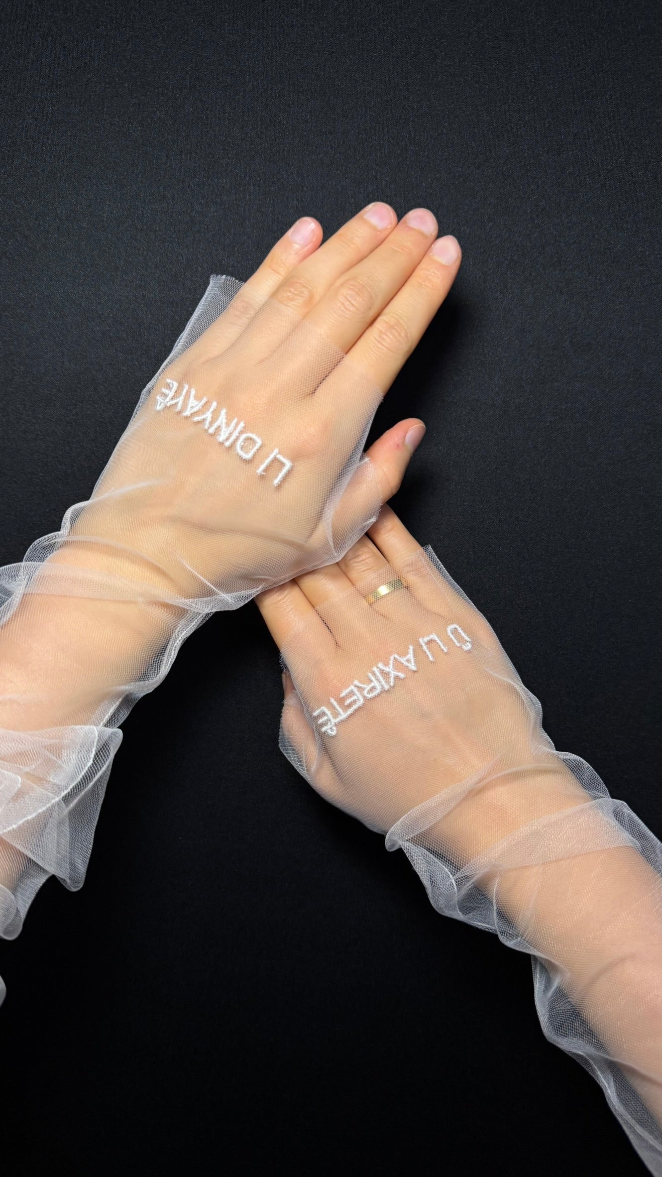 TULLE GLOVES - Personalized