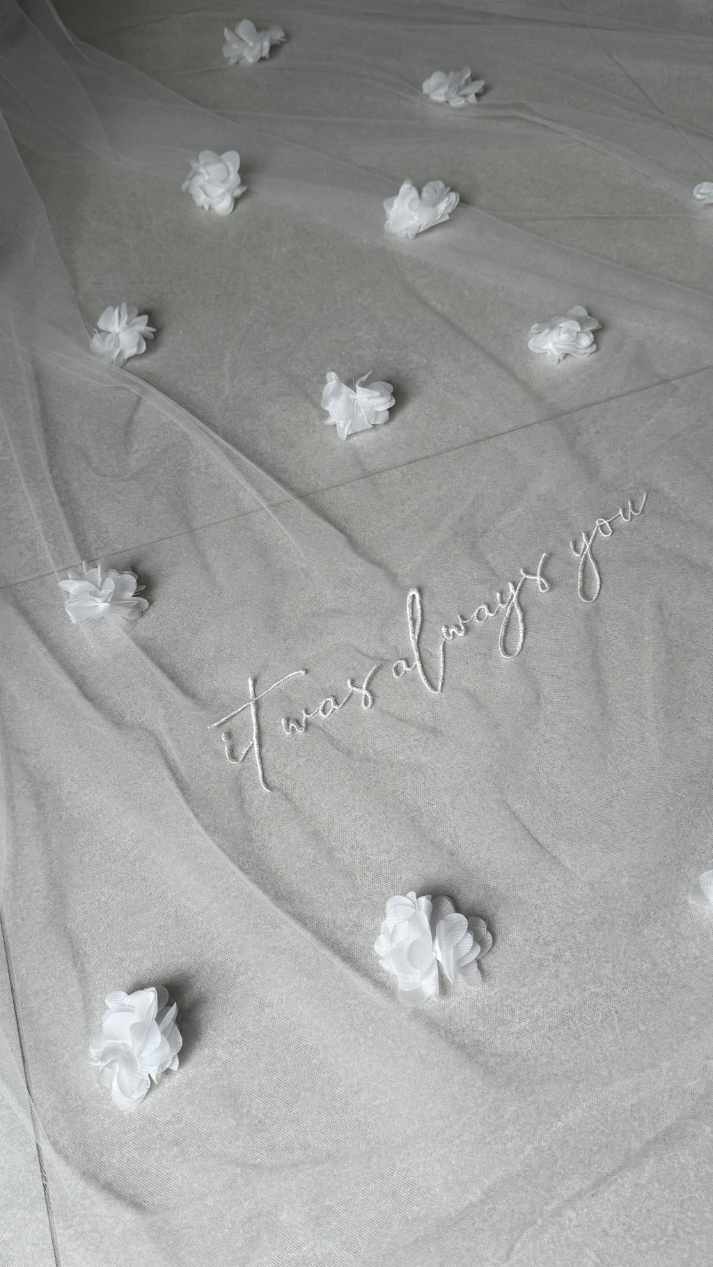 LUNEA VEIL - Personalized